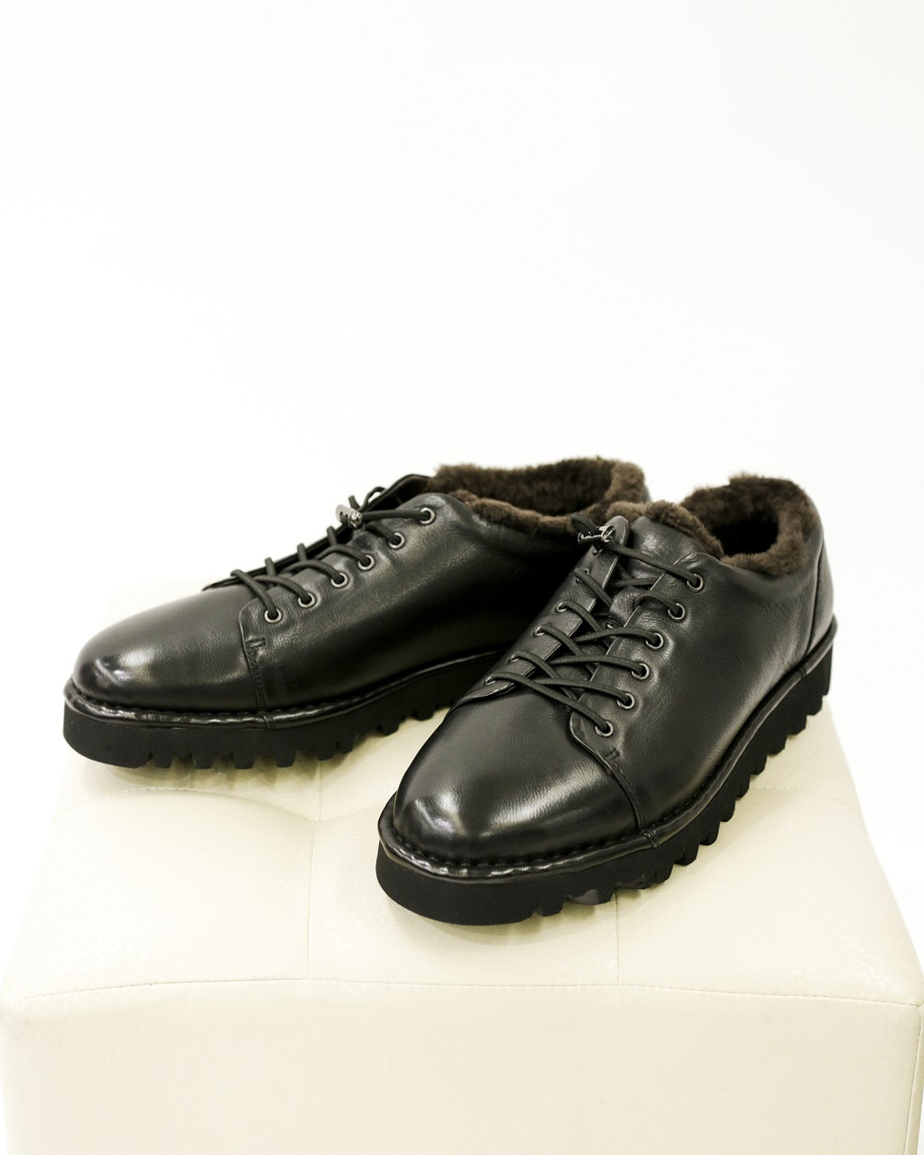 Зимняя обувь "UM&H shoes10" черная