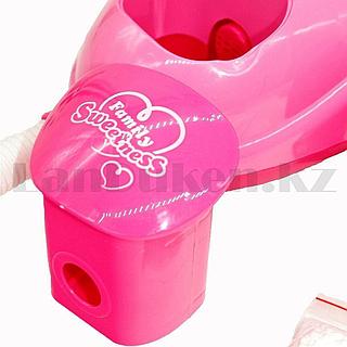 Моншада жуынып жатқан әйелдер видеосы