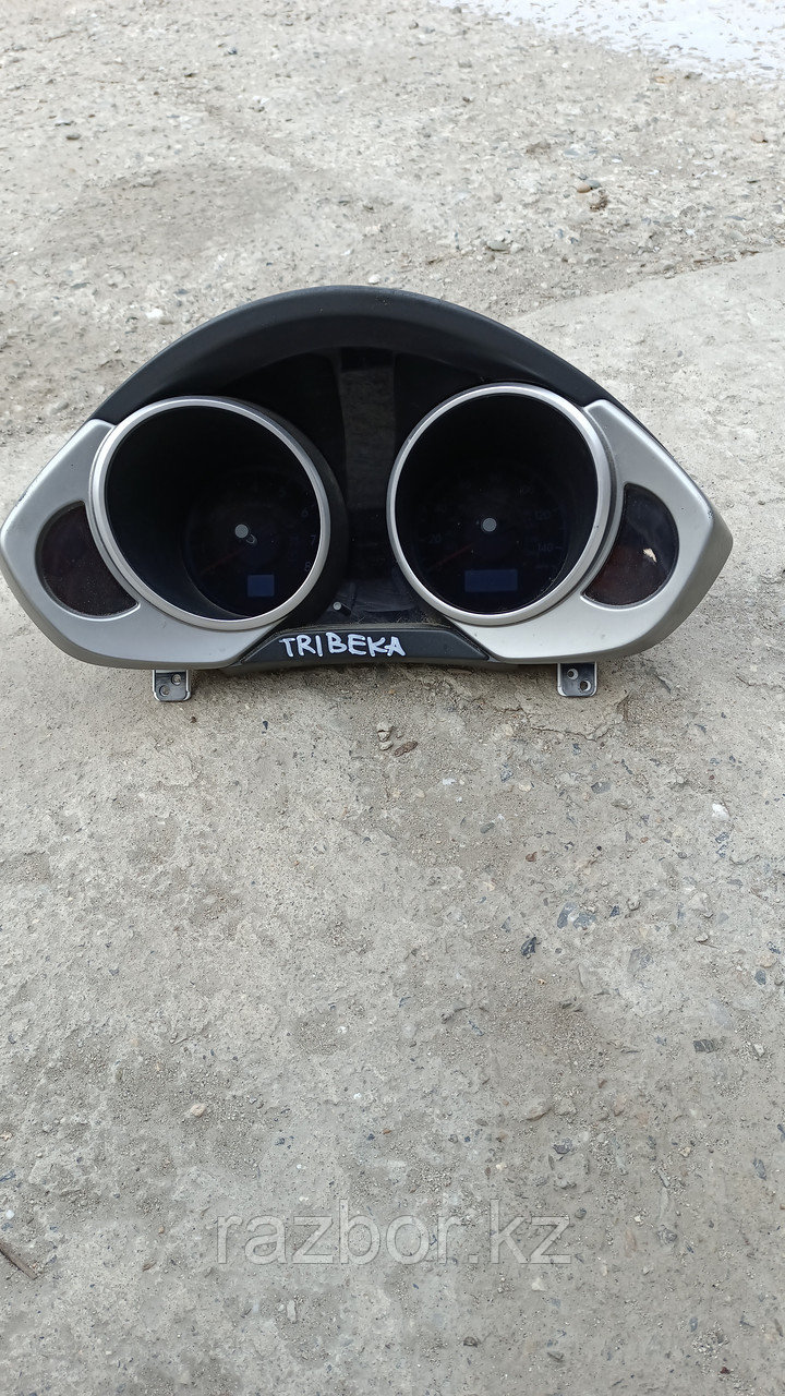 Приборная панель Subaru Tribeca B9.