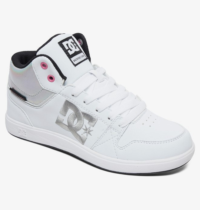 dc shoes near me