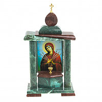 Домашний православный алтарь со шкатулкой и церковным подсвечником икона "Семистрельная" камень змеевик и