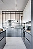 Кухня без ручек в стиле лофт серый низ белый верх, фото 3