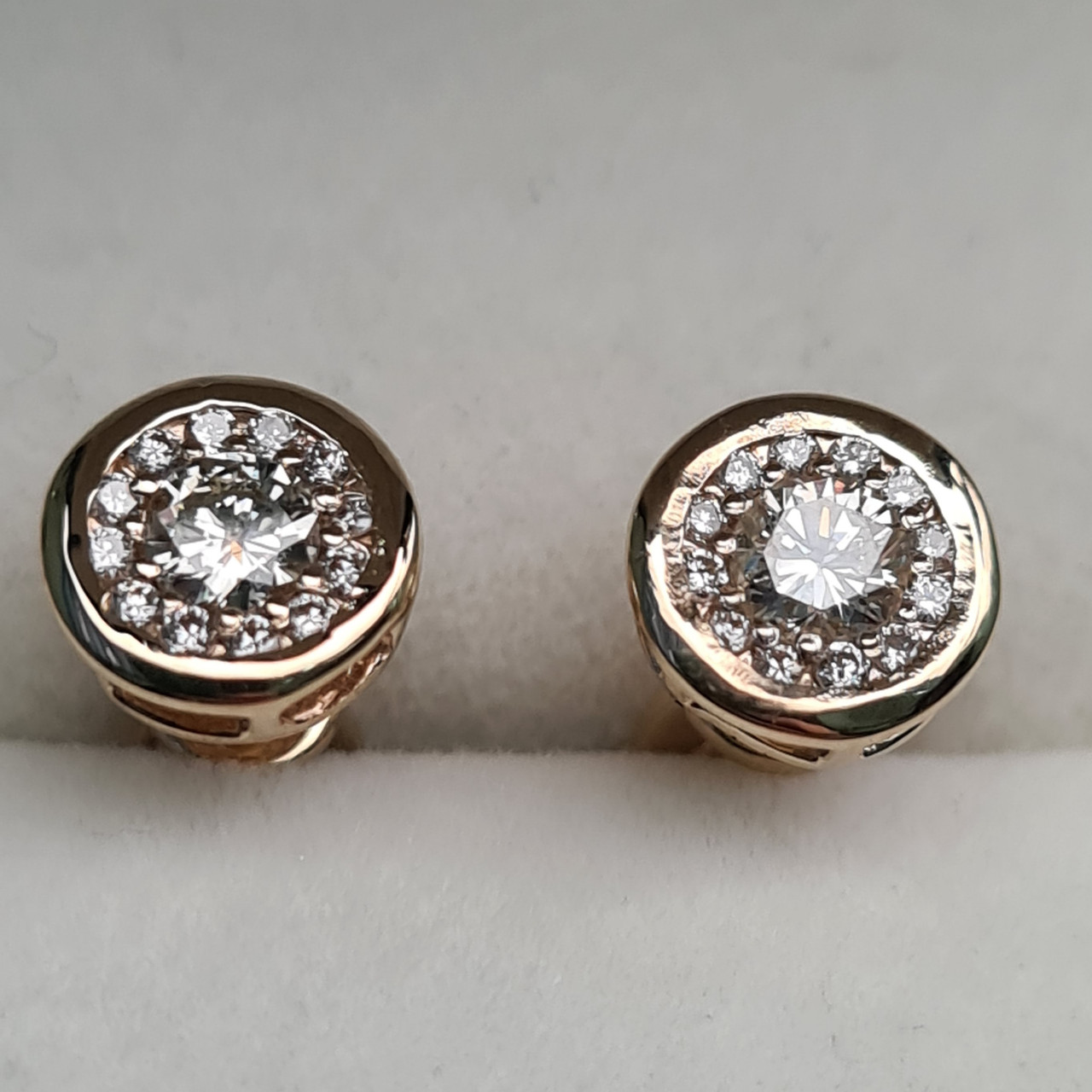 Золотые серьги пуссеты с бриллиантами 0.43Ct SI2/K, VG-Cut