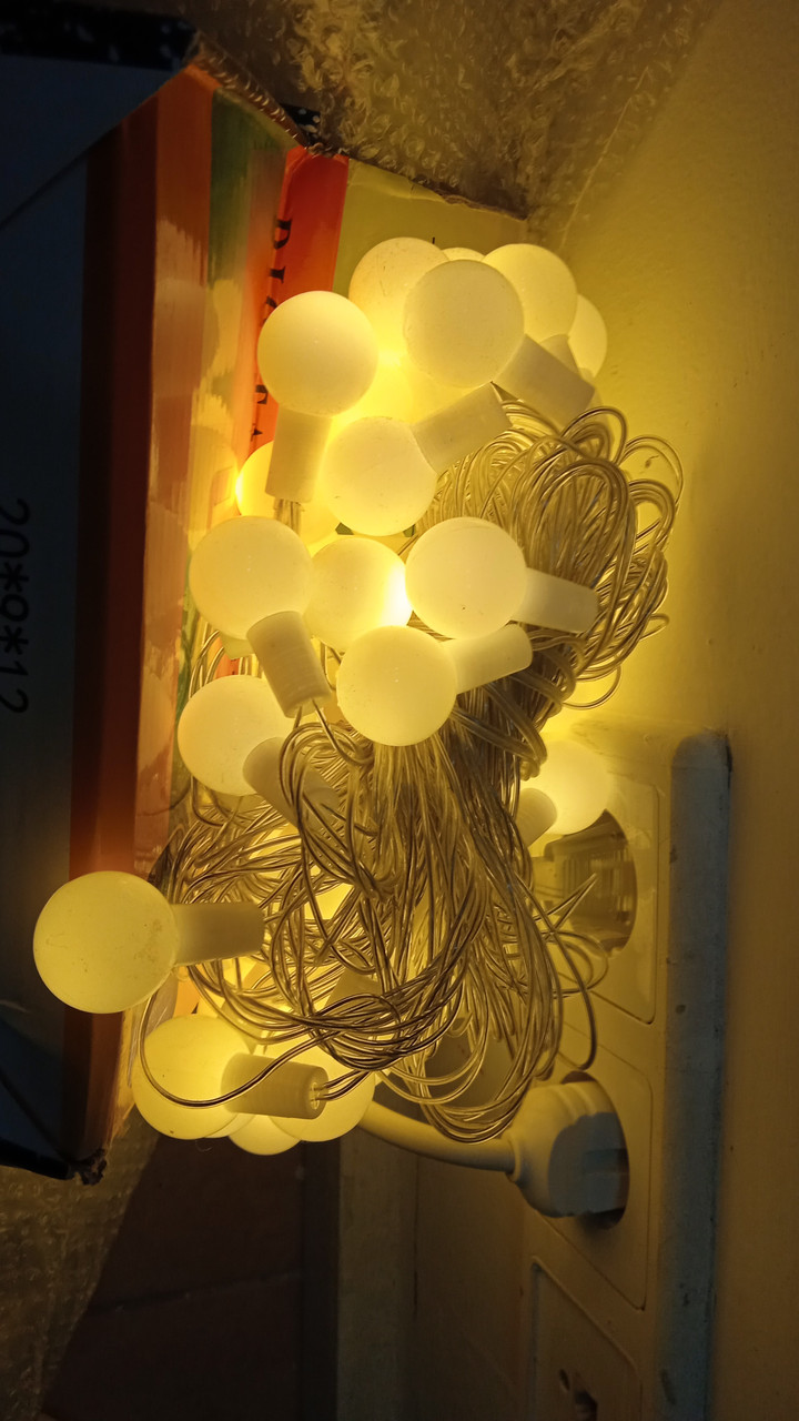 Гирлянда новогодняя, светодиодная нить в виде шариков 10 метров - фото 2 - id-p69406455