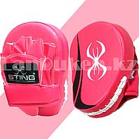 Лапа-перчатка для бокса вогнутая Sting розовая с белыми швами