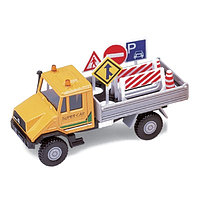 Welly 99644 Велли модель машины Mercedes-Benz Unimog с дорожными знаками