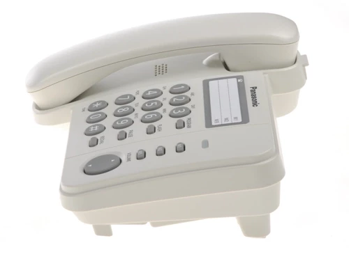 Телефон проводной Panasonic KX-TS2352RUW, белый