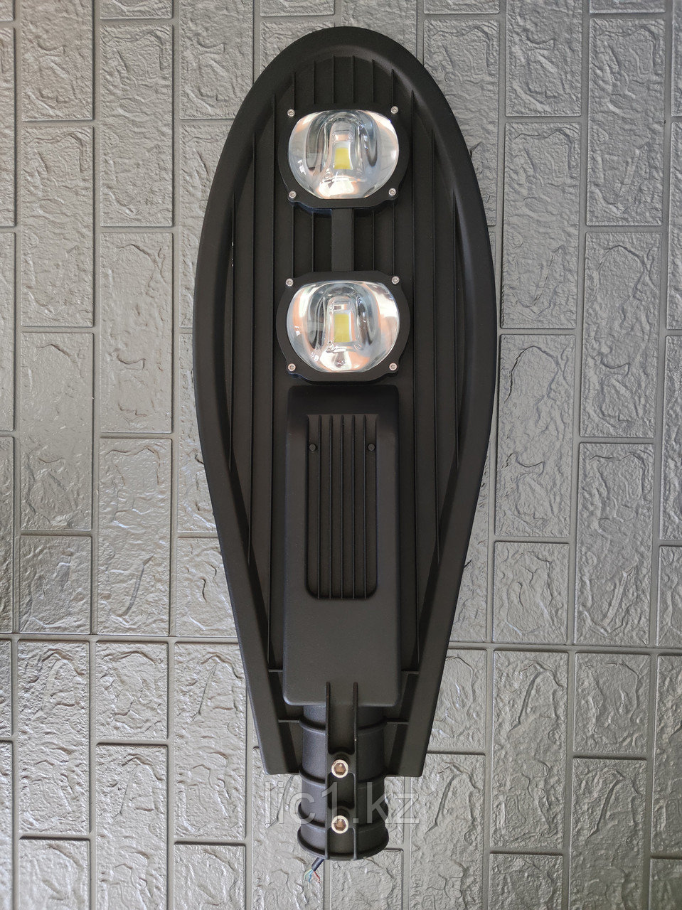 Уличный светодиодный консольный светильник Кобра «Standart» 100 Вт