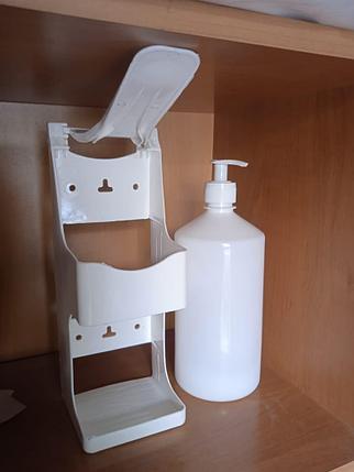 Медицинский локтевой дозатор для антисептика пластиковый. Турция, фото 2