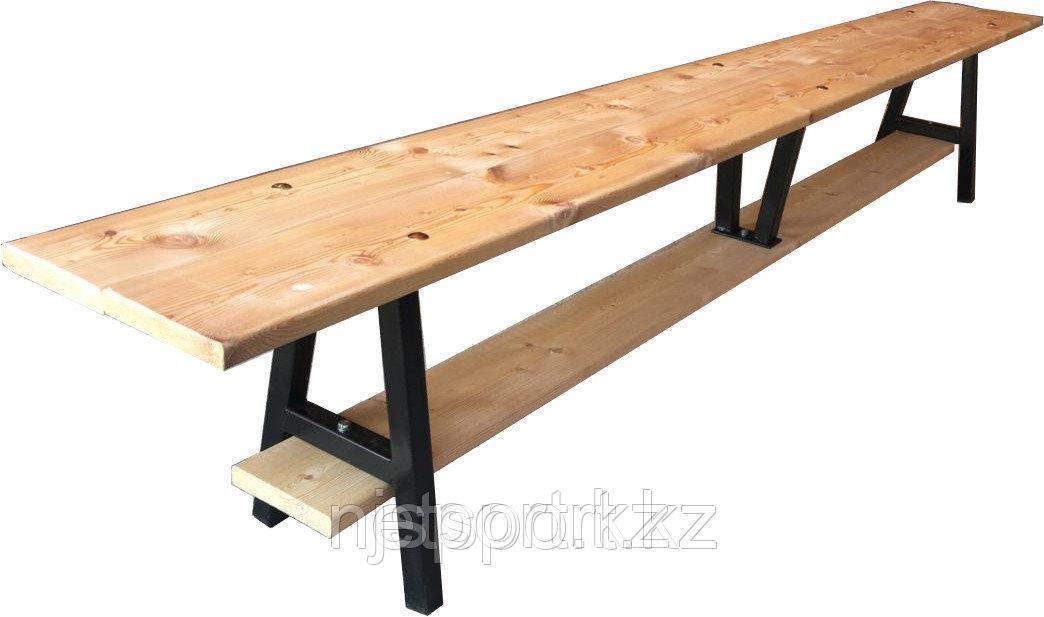 Жалаңаш ұйықтап қалды