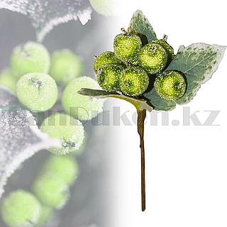 Шәуеттерді стақанға жинайды