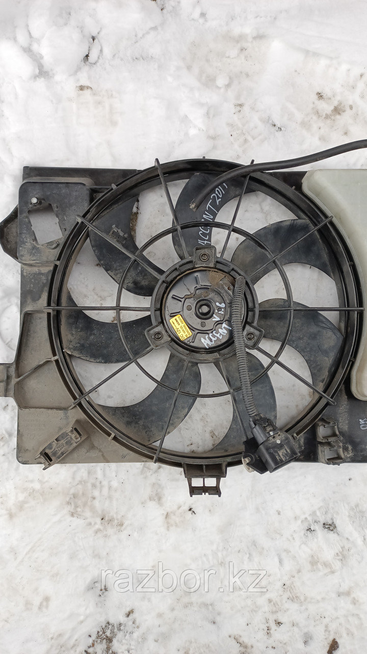 Вентилятор радиатора + моторчик Hyundai Accent / Solaris