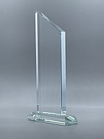 Статуэтка из стекла