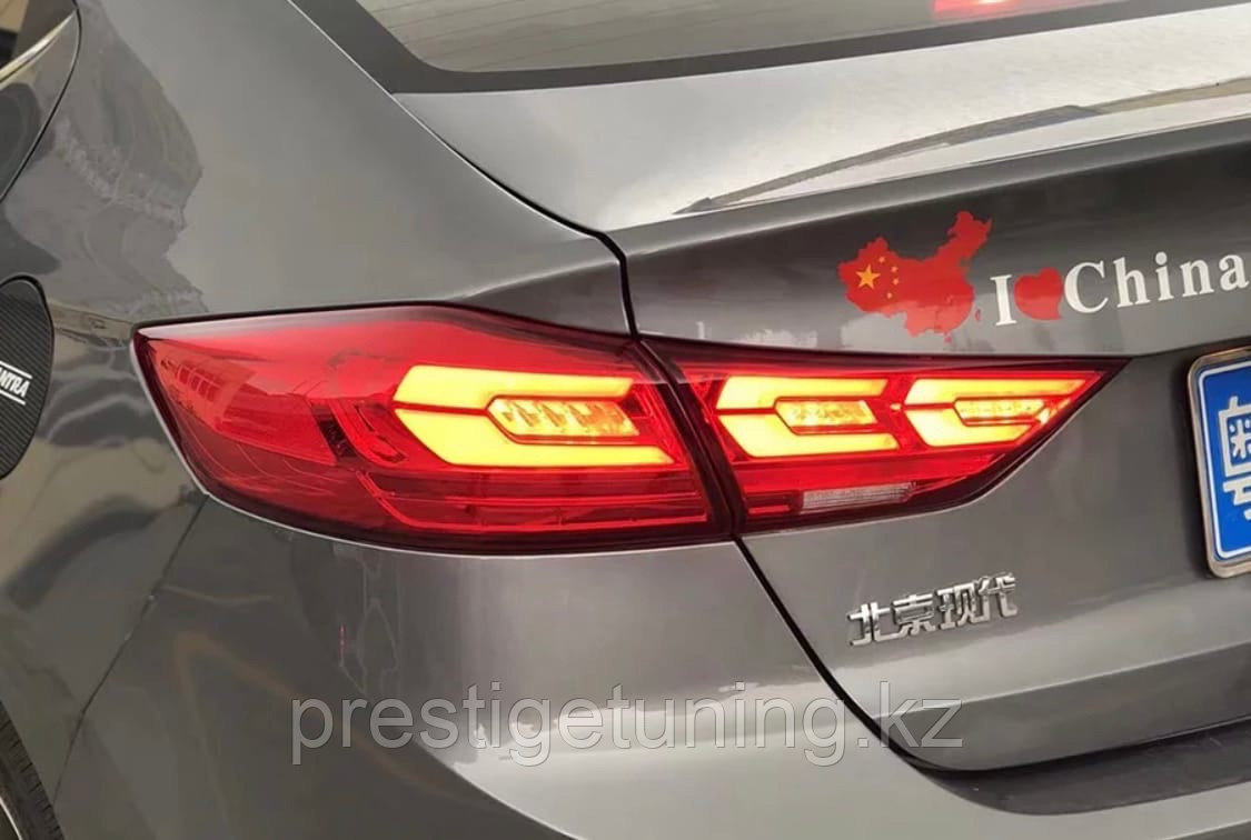 Задние фонари на Hyundai Elantra 2017-19 дизайн BW