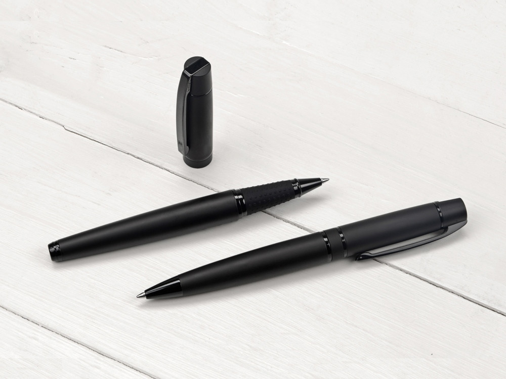Ручка металлическая шариковая Uma VIP GUM soft-touch с зеркальной гравировкой, черный - фото 2 - id-p96040130