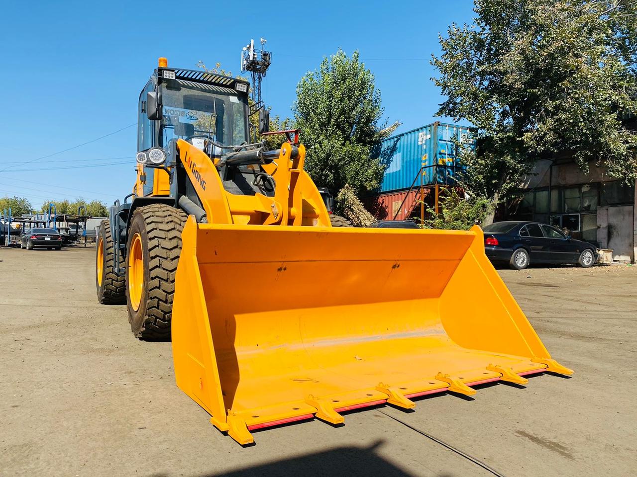 Фронтальный погрузчик Laigong LG939