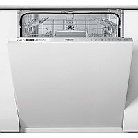 Встраиваемая посудомоечная машина 60 см Hotpoint-Ariston HI 5030 W