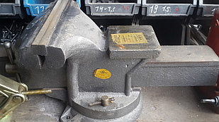 Тиски 300 мм.