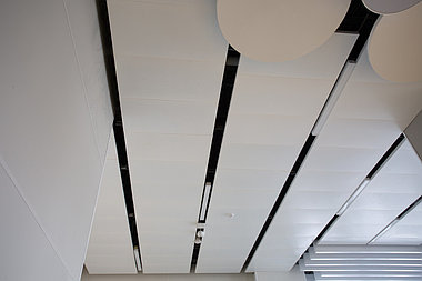 Скрытые подвесные панели Eiland+, подвесной металлический потолок, фото 3