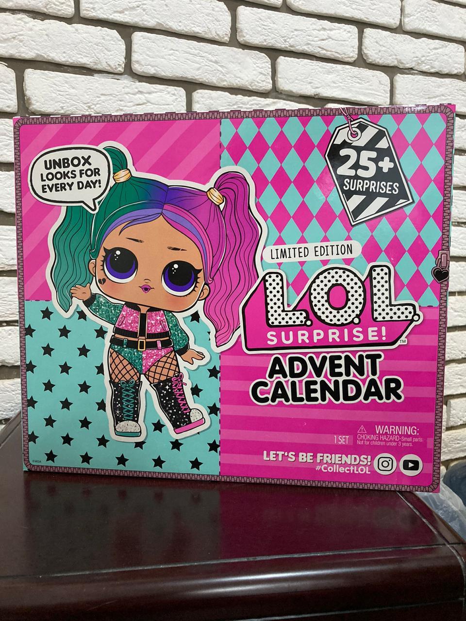 Кукла Лол в Адвент календаре Lol surprise Advent Calendar