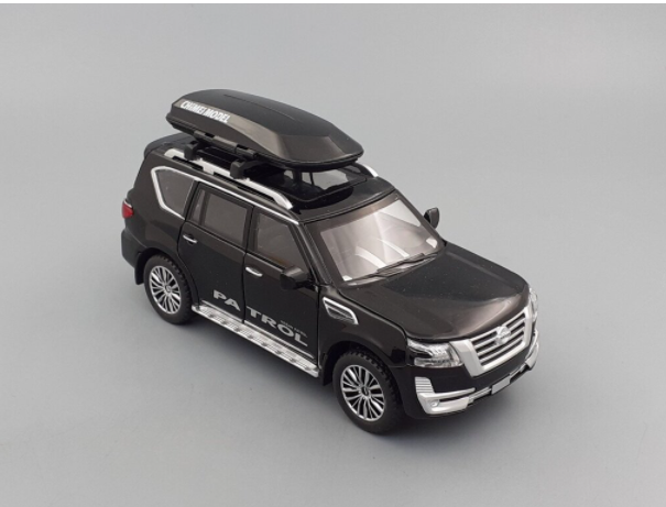 Машинка коллекционная Nissan Patrol железная машинка инерционная модель
