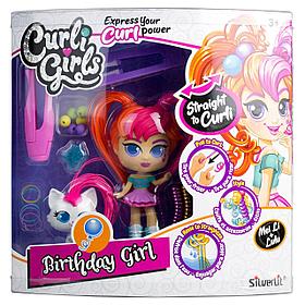 Кёрли гёрлс Именинница Мейли с белым котёнком Лулу