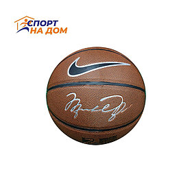 Баскетбольный мяч с автографом "Nike"