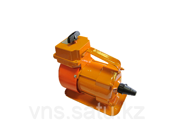 Электропривод (вибродвигатель) 42В 1,4кВт для глубинного вибратора - фото 1 - id-p96436976