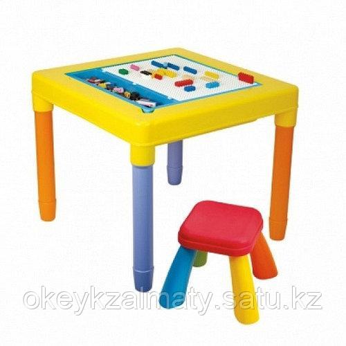 PLAYGO: Набор из детского стола и стульчика 2712