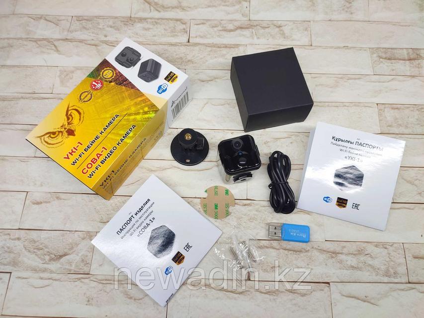 Түрлі порнографиялық нысандарды итереді