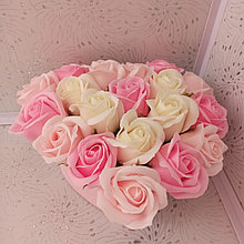 Мыльные розы в коробке "сердце", 19 роз