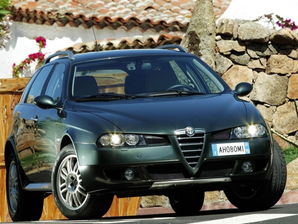 Кузовной порог для Alfa Romeo Crosswagon Q4 (2004 2007) - фото 1 - id-p96591064