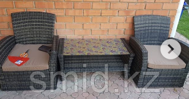 Комплект мебели кофейный столик,диванчик, два кресла - фото 1 - id-p96638483