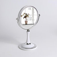 Зеркало на ножке, с увеличением, d зеркальной поверхности 12,3 см, цвет белый