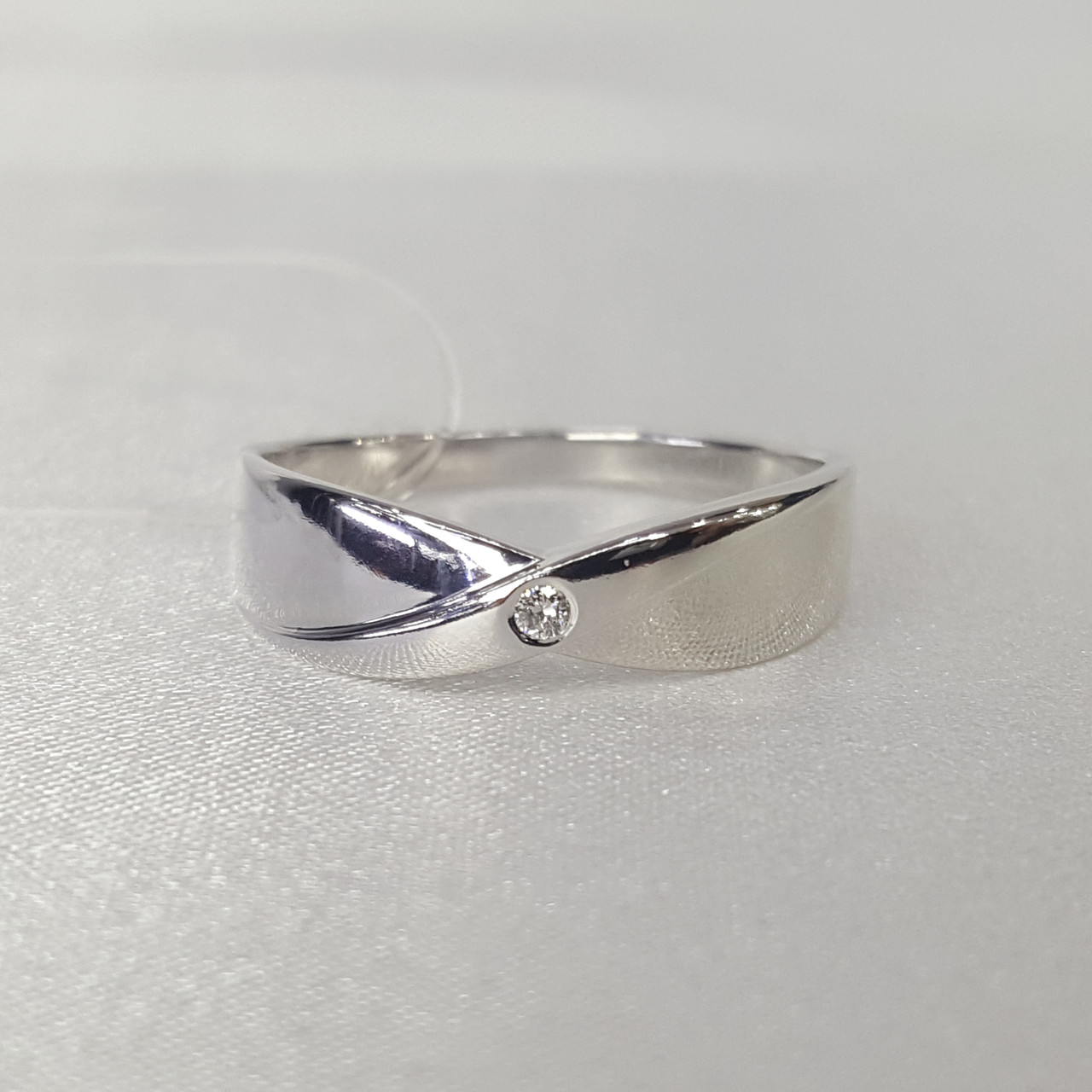 Кольцо из серебра с бриллиантом SOKOLOV 87010004 покрыто  родием