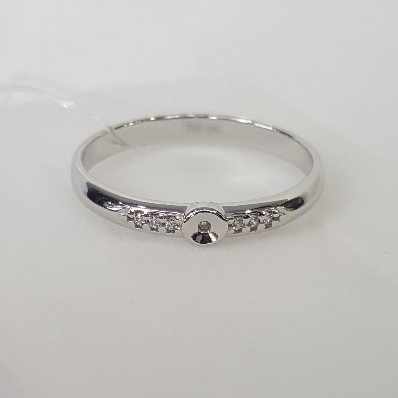 Кольцо из серебра с родированием с бриллиантом и фианитами SOKOLOV 87010044 покрыто  родием