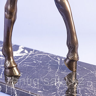 Офистегі жыныстық қатынасты онлайн көру