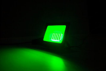 Прожектор светодиодный зеленый 30 Вт. Софит зеленого цвета. Прожектор заливного цвета 30 ватт.