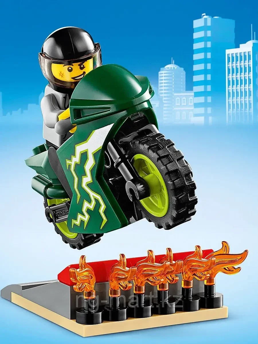 Конструктор Команда каскадёров 62 дет. 60255 LEGO City Turbo Wheels - фото 5 - id-p96762060