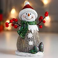 Сувенир полистоун "Снеговичок с руками-веточками" 15,5х9х8,6 см