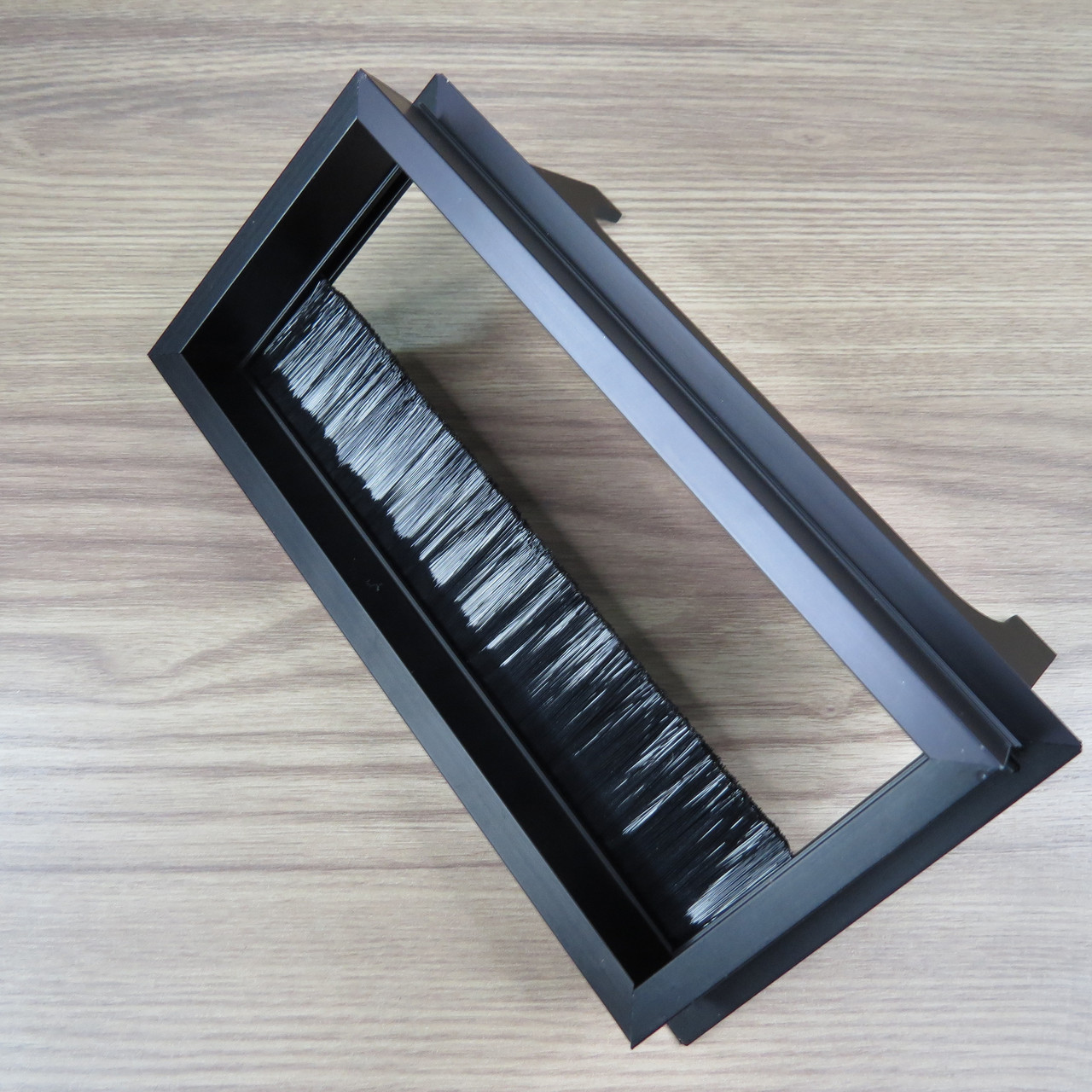 Заглушка мебельная для проводов ZBD-002 черная - фото 4 - id-p96970684