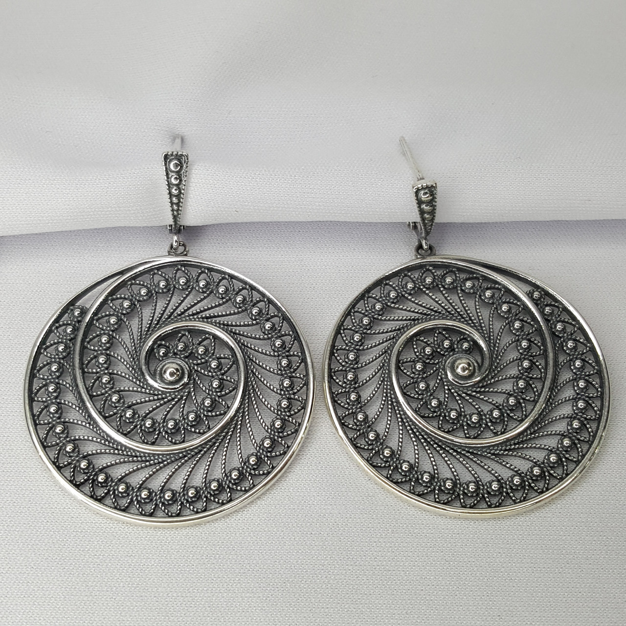 Серьги из серебра Красная пресня , с английским замком 33010398