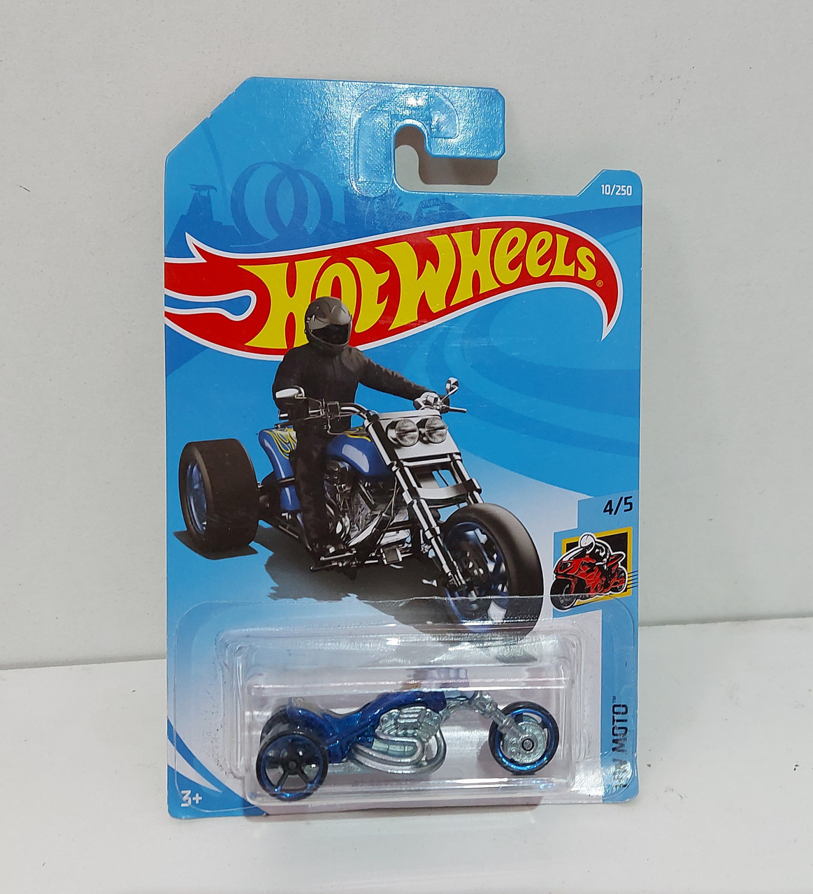 Машинка Hot wheels. Moto. Mattel Хотвилс