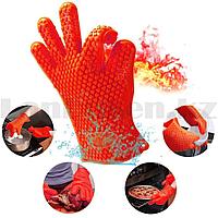 Силиконовая перчатка для кухни термостойкая противоскользящая красная