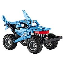 Конструктор LEGO Technic машина Монстр трак Megalodon 42134