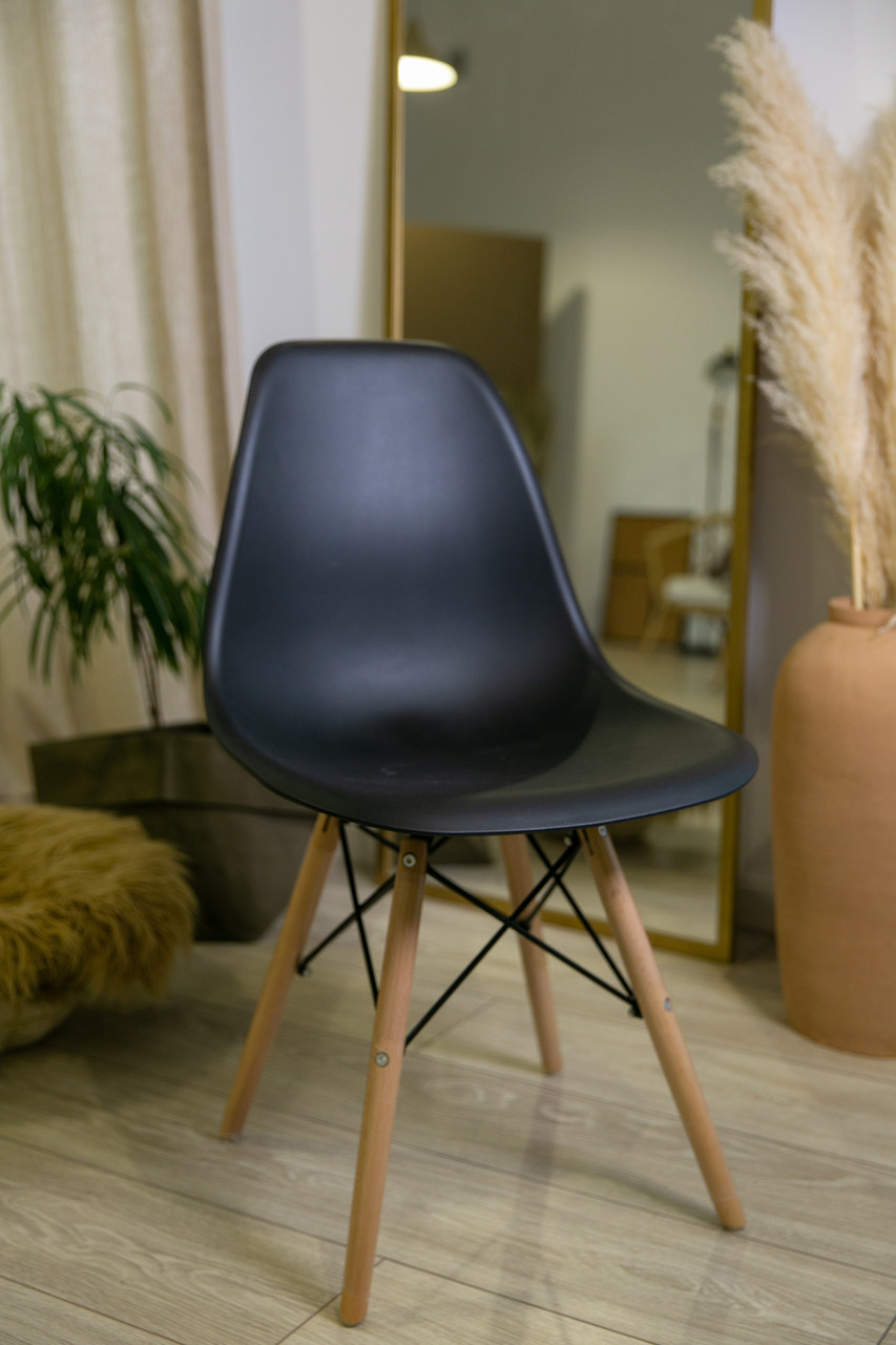 Стул "EAMES"