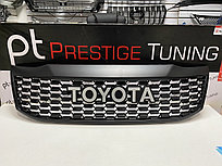 Решетка Exclusive на Toyota Hilux/Vigo 2012-15 (Черный цвет)