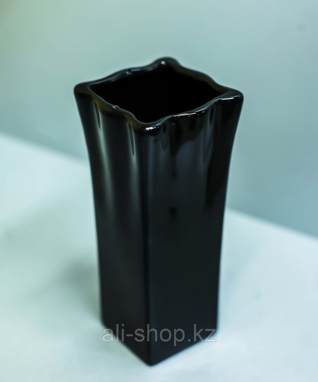 Декоративная настольная ваза (керамика, черная), 16,5см - фото 1 - id-p97456255