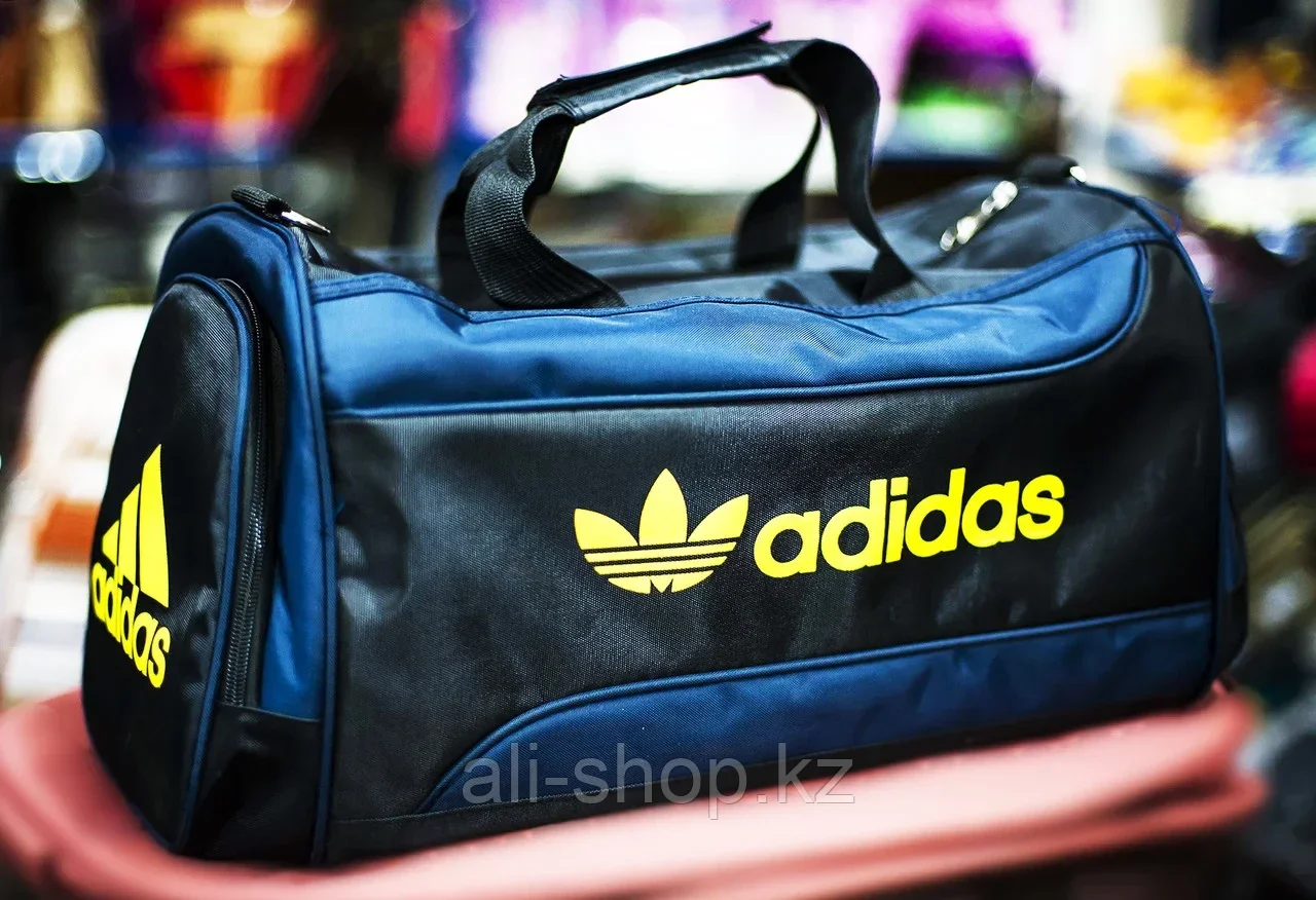 Спортивная дорожная сумка "ADIDAS", средняя 40х23х25см, (черная)