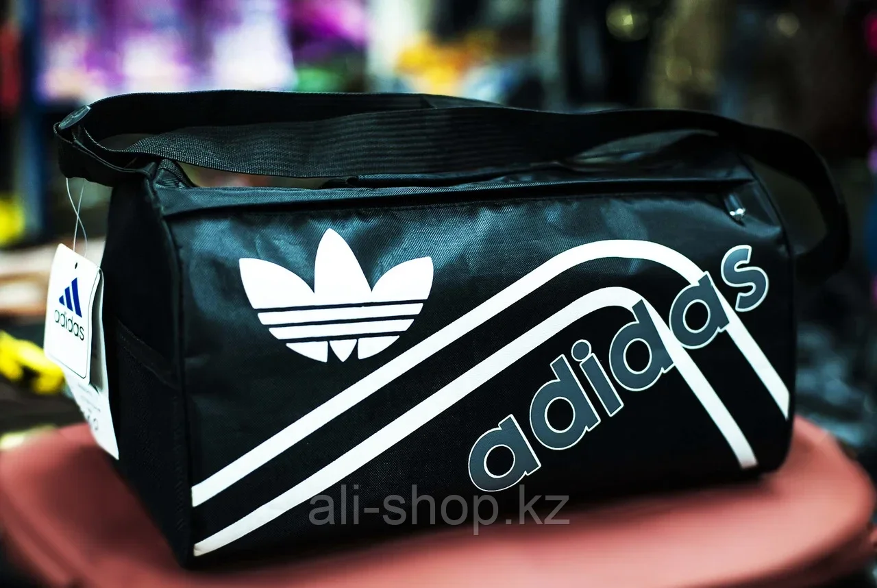 Спортивная наплечная сумка "ADIDAS", маленькая 38х20х20 см (черная) - фото 1 - id-p97454026